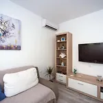 Apartamento With Wifi - 15960 *